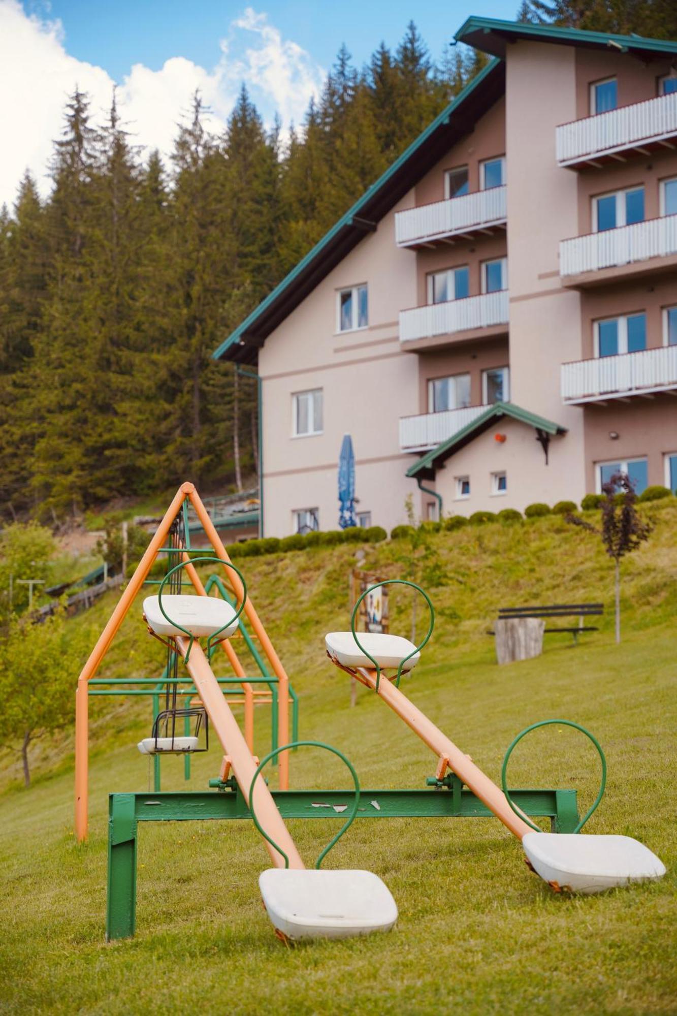 Hotel Zlatarska Kruna Nova Varoš Zewnętrze zdjęcie